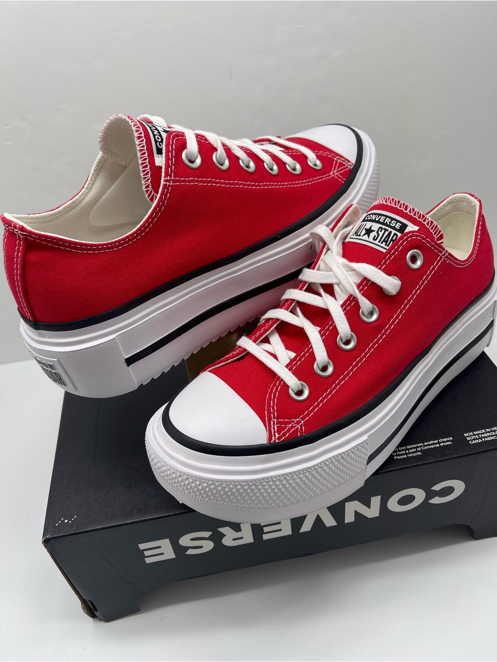 Converse WMNS CTAS LIFT DOUBLE STACK OX
RED/BLACK/WHITE Platform Sneakers - Picture 9 of 16